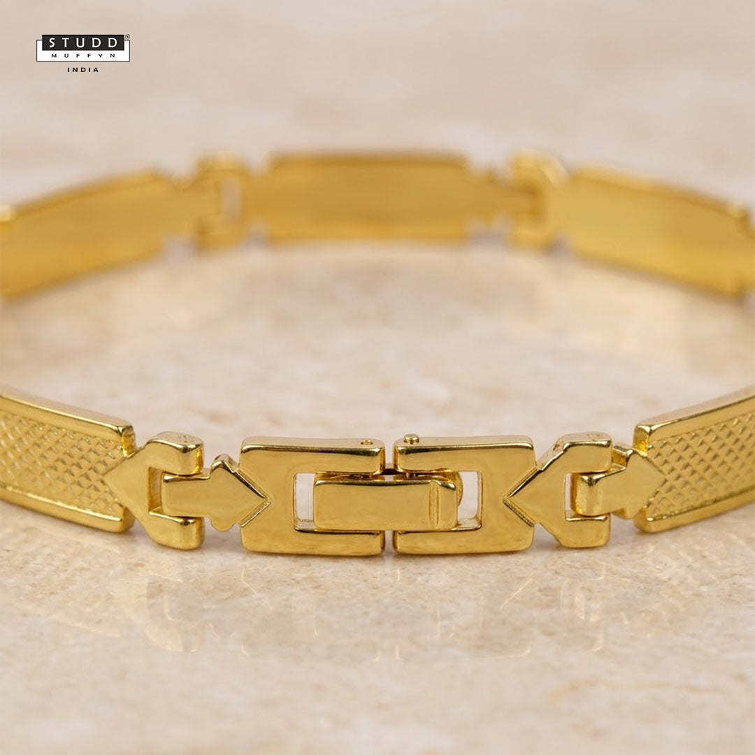 Arrow Bracelet – 24K Gold Tone