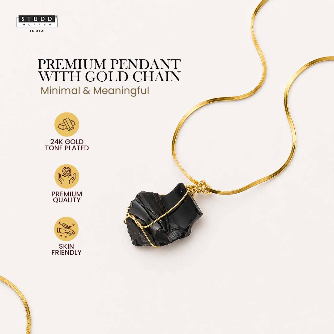 Obsidian Pendant with Veloré Snake Chain – 18K Gold-Tone
