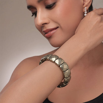 Pyramid pyrite bracelet